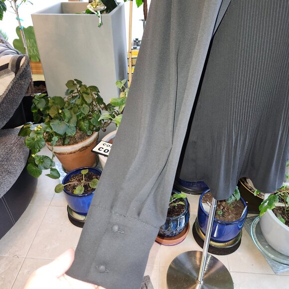 Vince Camuto  High Neck Pleated Black Georgette Crepe L/S Tunic Blouse - Picture 5 of 10